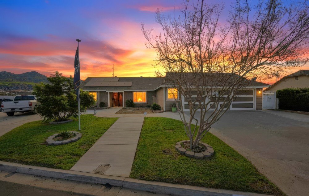 438 Tanner Cir, Riverside, CA 92507